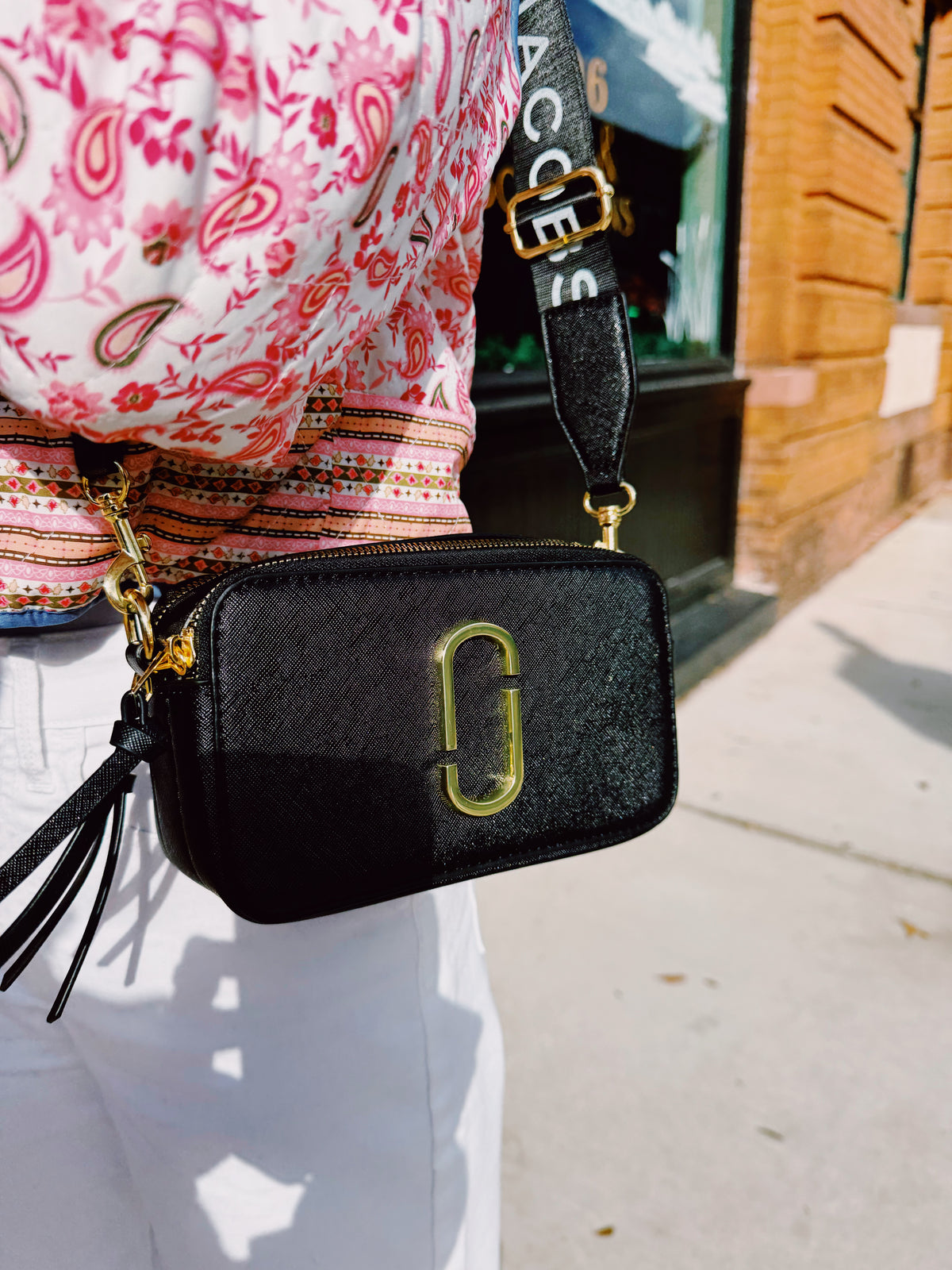 The micro shoulder strap tote bag